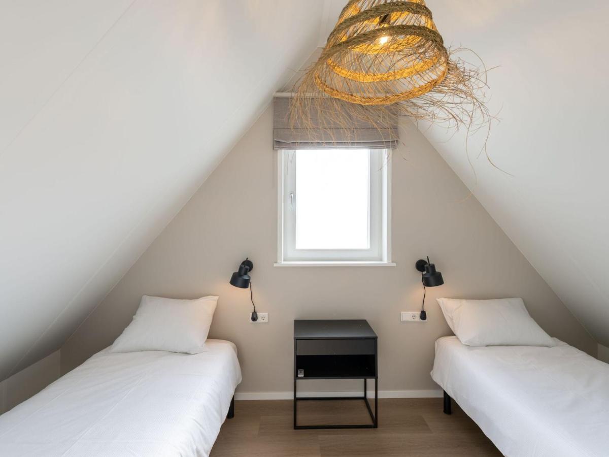 Cosy Holiday Home In Oostkapelle With A Garden Exterior photo