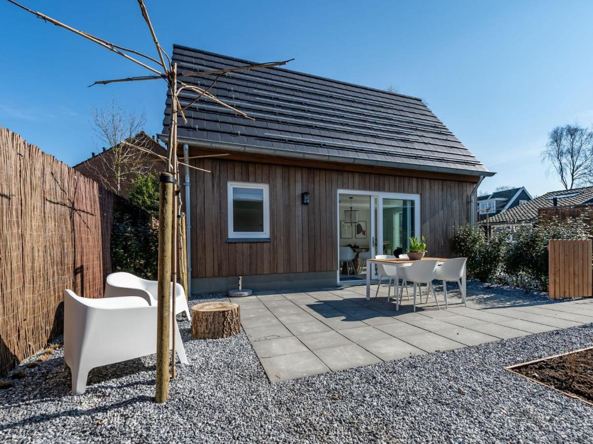 Cosy Holiday Home In Oostkapelle With A Garden Exterior photo